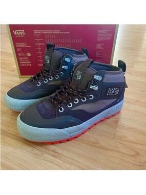Vans MTE Half Cab Gore-Tex
Shoes Women 7.5 US